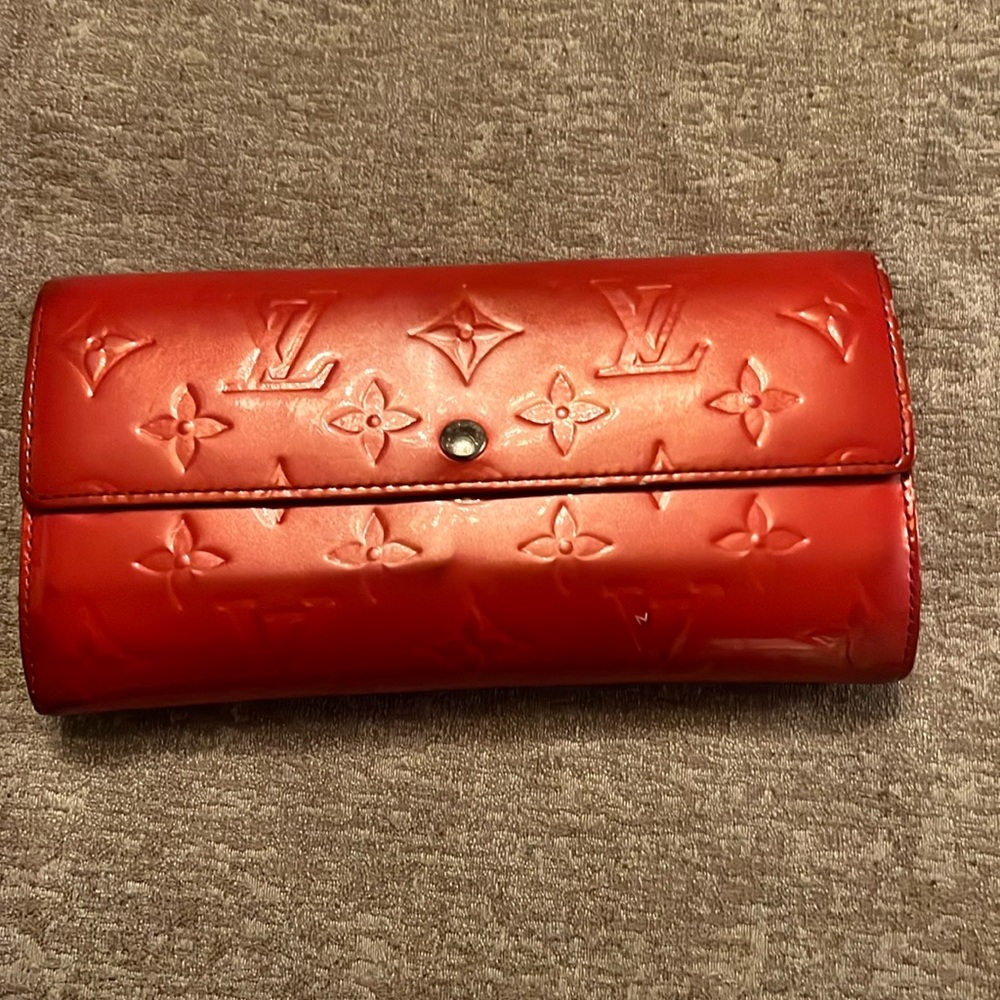 Louis Vuitton   wallet